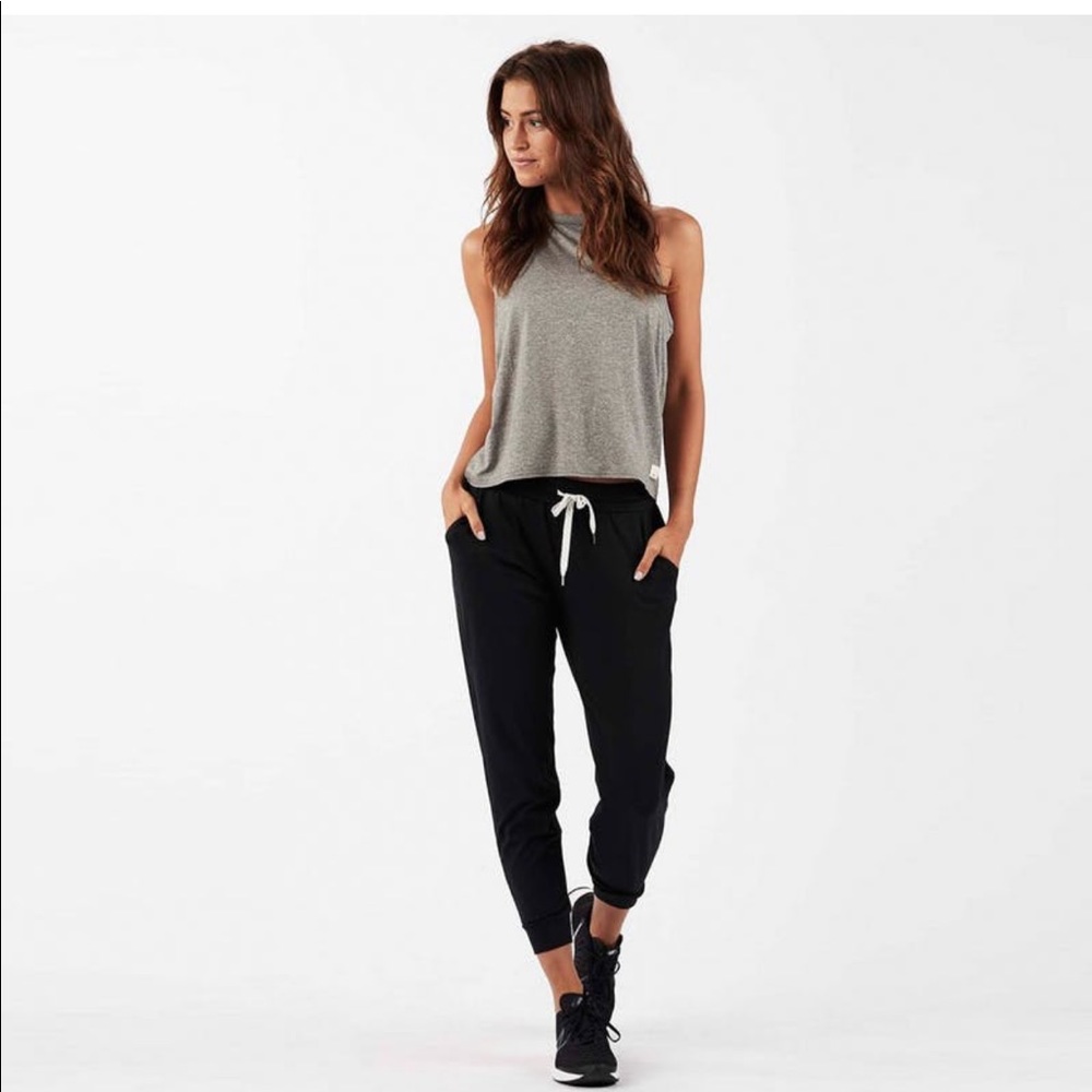 Vuori Joggers —> Brand New